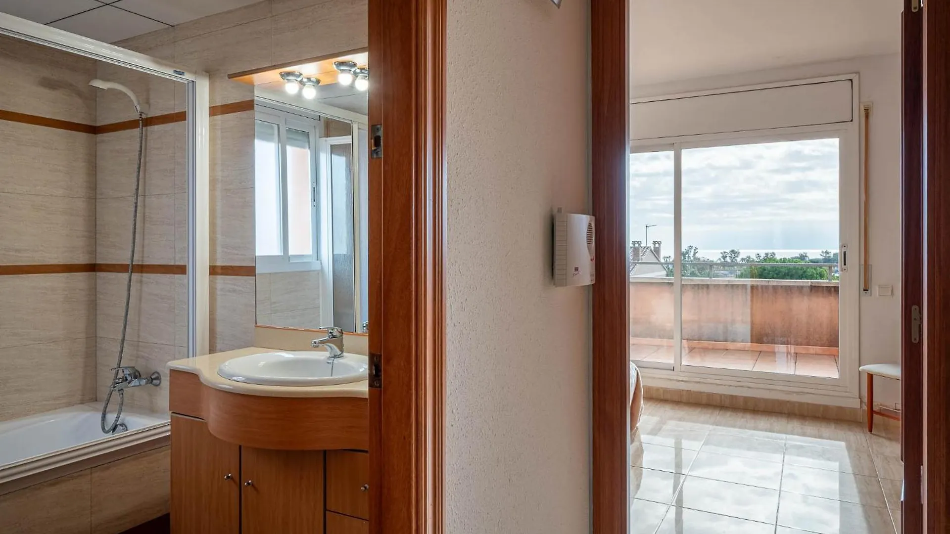فيلة فيلا At130 Casa Con Piscina Privada, Aire Acondicionado Y Garaje كريكسل إسبانيا